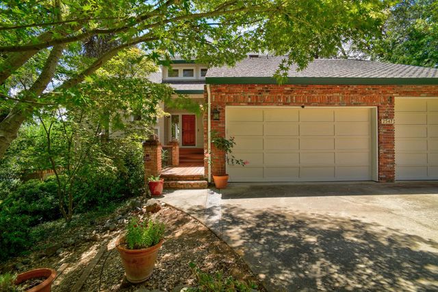 2547 Lakeridge Oaks Dr, El Dorado Hills, CA 95762