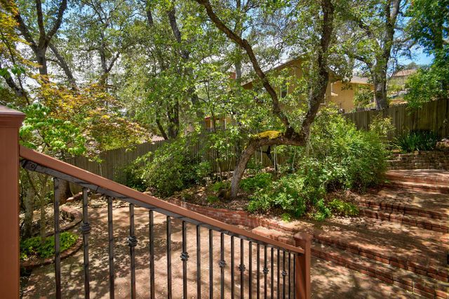 2547 Lakeridge Oaks Dr, El Dorado Hills, CA 95762