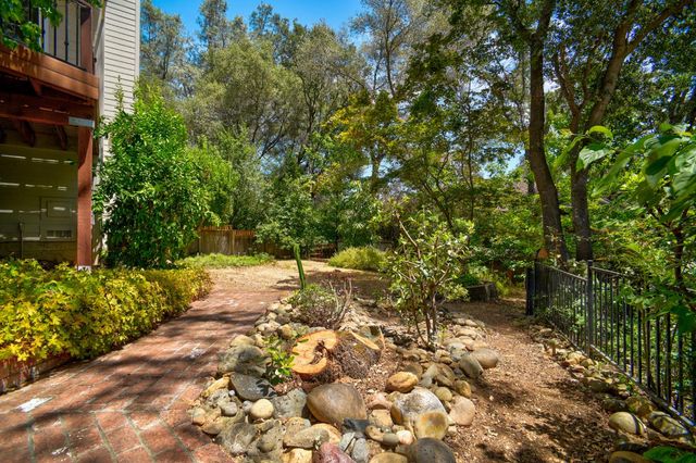 2547 Lakeridge Oaks Dr, El Dorado Hills, CA 95762