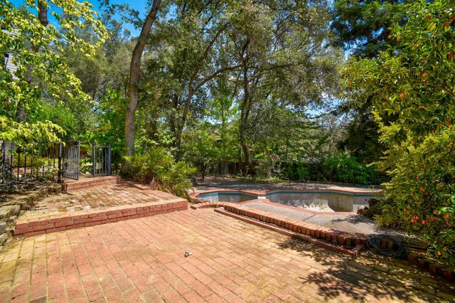 2547 Lakeridge Oaks Dr, El Dorado Hills, CA 95762