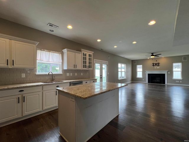 3158 CROOKED STICK Drive, Kokomo, IN 46902