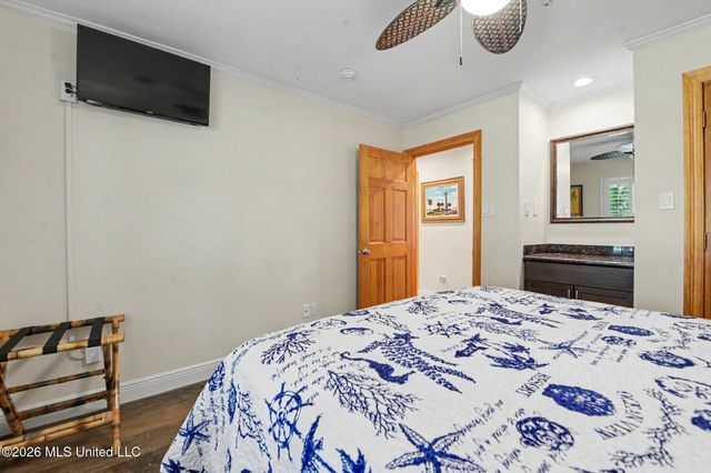8324 Maunalani Place, Diamondhead, MS 39525