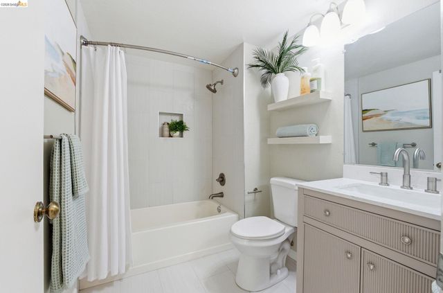 3657 West Ct, Richmond, CA 94806