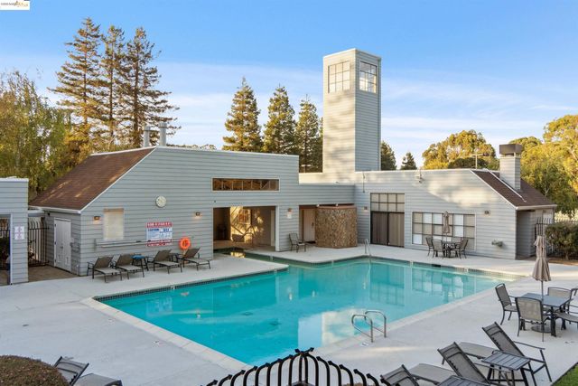 3657 West Ct, Richmond, CA 94806