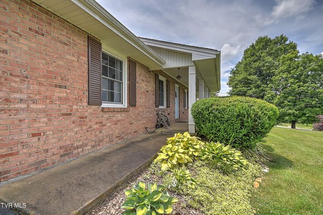 145 Elizabeth Avenue, Gray, TN 37615