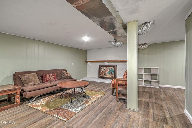 145 Elizabeth Avenue, Gray, TN 37615