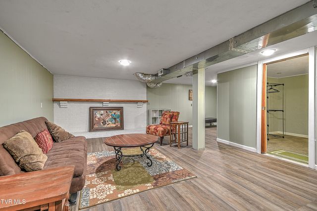 145 Elizabeth Avenue, Gray, TN 37615