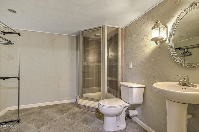 145 Elizabeth Avenue, Gray, TN 37615