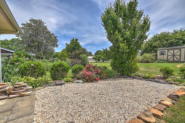 145 Elizabeth Avenue, Gray, TN 37615