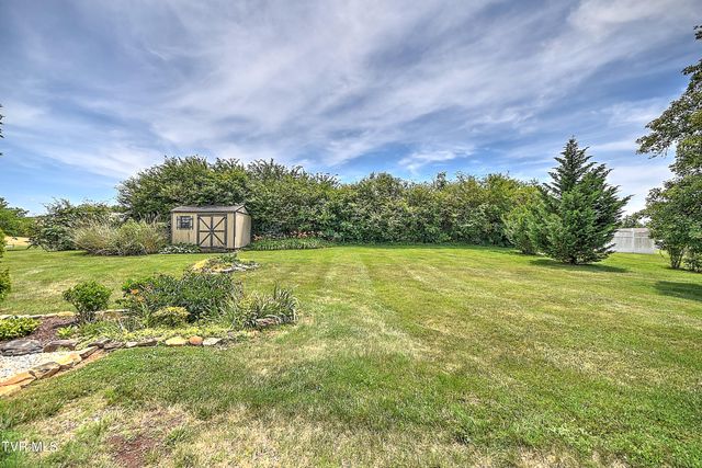 145 Elizabeth Avenue, Gray, TN 37615