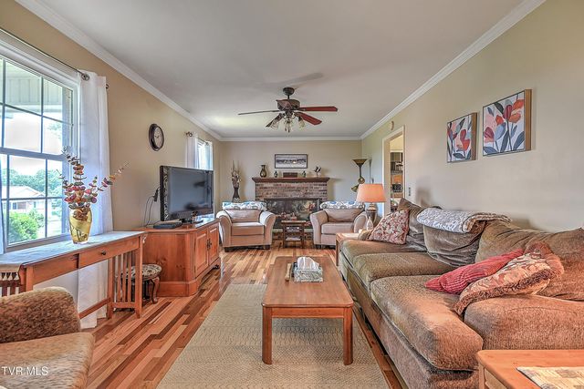 145 Elizabeth Avenue, Gray, TN 37615