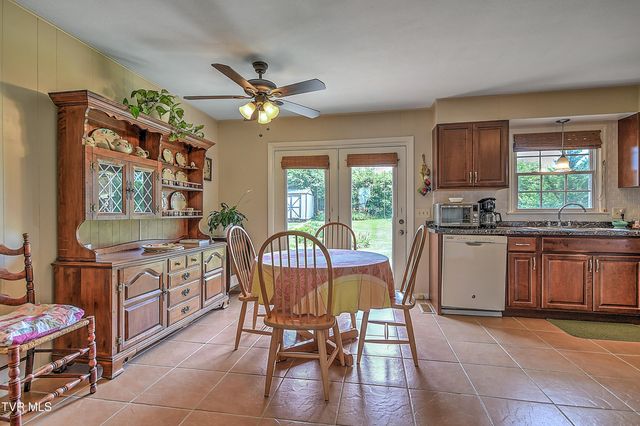145 Elizabeth Avenue, Gray, TN 37615