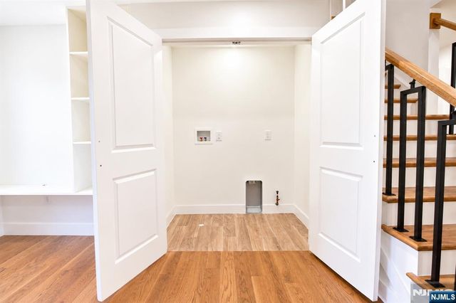 6 Henoch Avenue, Clifton, NJ 07013