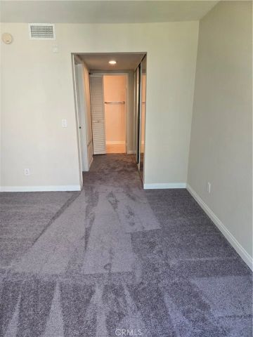 5520 Owensmouth, Woodland Hills, CA 91367