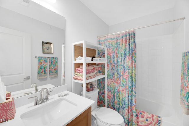 11549 Helmond Way 107, Raleigh, NC 27617