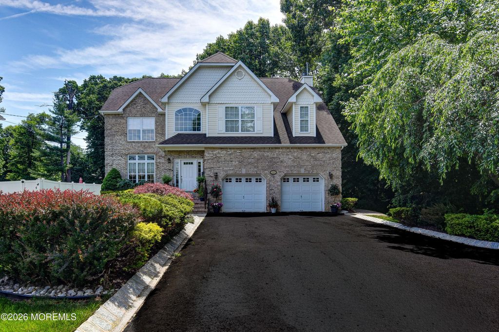 220 Lloyd Road, Aberdeen, NJ 07747