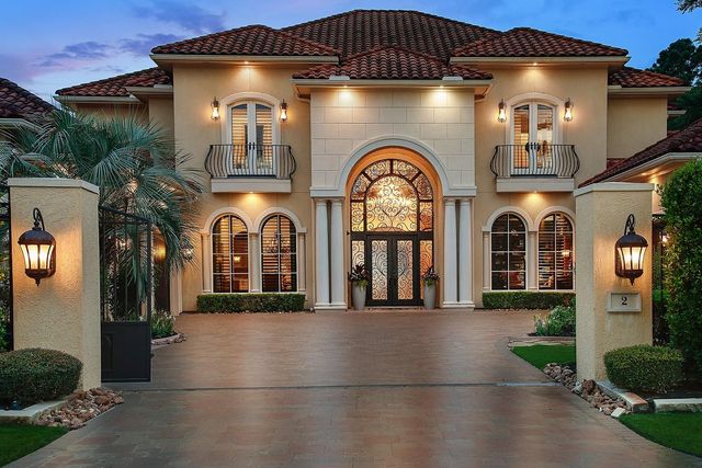 2 Lace Point, The Woodlands, TX 77382