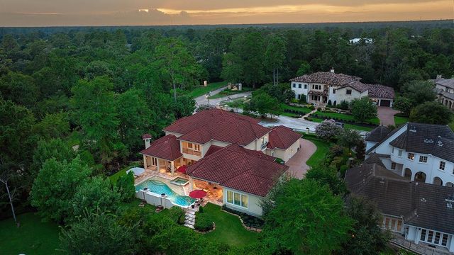 2 Lace Point, The Woodlands, TX 77382