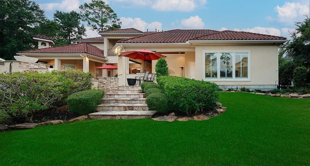 2 Lace Point, The Woodlands, TX 77382