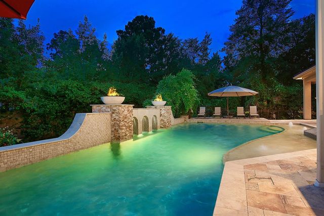 2 Lace Point, The Woodlands, TX 77382
