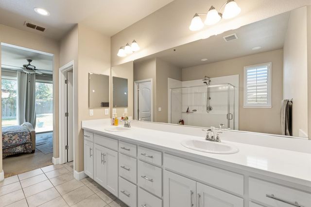 1603 Banister Ln, Manteca, CA 95337