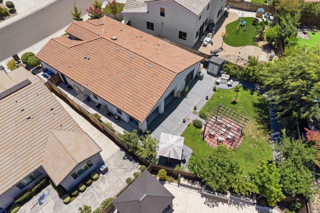 1603 Banister Ln, Manteca, CA 95337