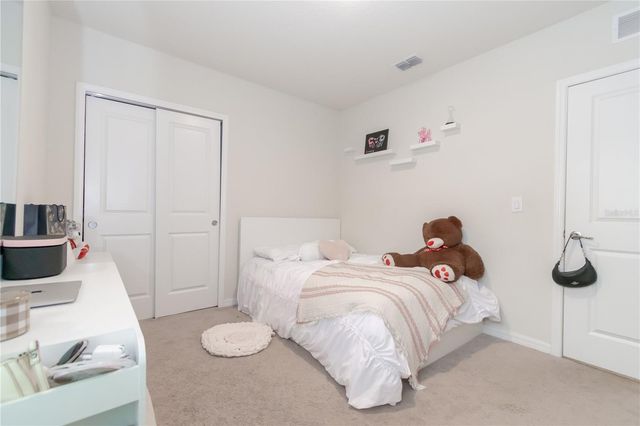 5146 ROYAL POINT AVENUE, Kissimmee, FL 34746