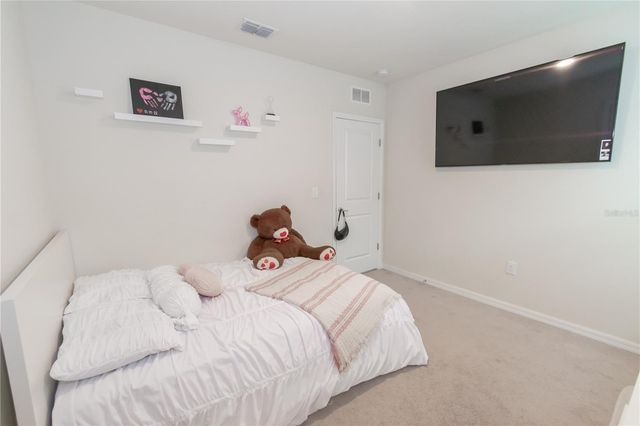 5146 ROYAL POINT AVENUE, Kissimmee, FL 34746