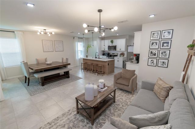 5146 ROYAL POINT AVENUE, Kissimmee, FL 34746