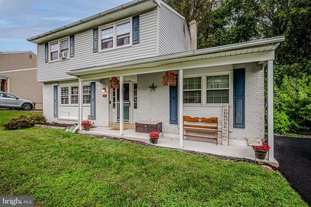 14 WORRAL CT, Newark, DE 19711