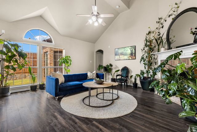 12205 Durango Root Drive, Fort Worth, TX 76244