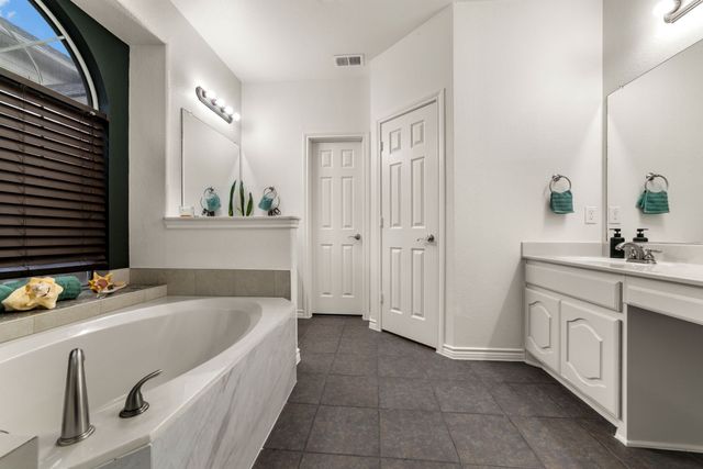 12205 Durango Root Drive, Fort Worth, TX 76244