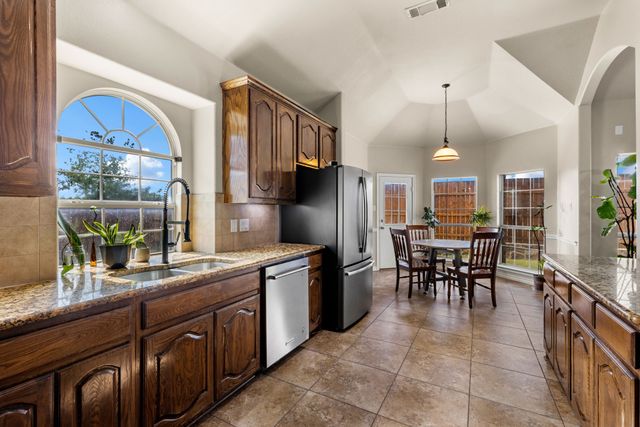 12205 Durango Root Drive, Fort Worth, TX 76244