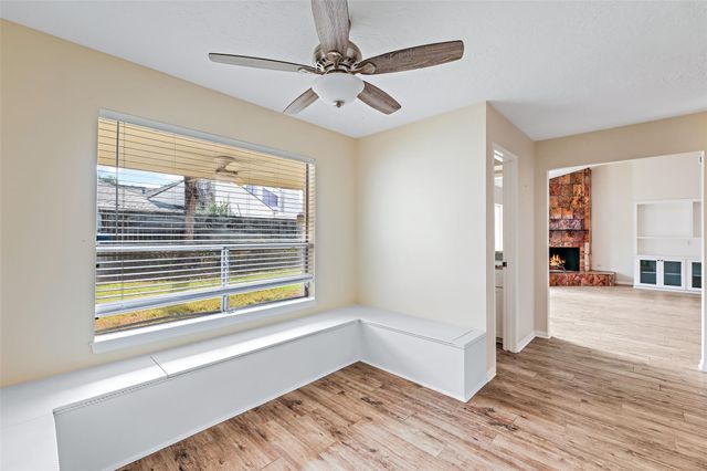 10735 Kitty Brook Drive, Houston, TX 77071