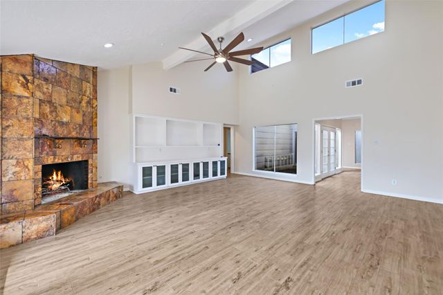 10735 Kitty Brook Drive, Houston, TX 77071