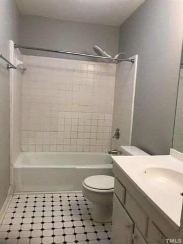 801 Glenwood Avenue, Raleigh, NC 27605