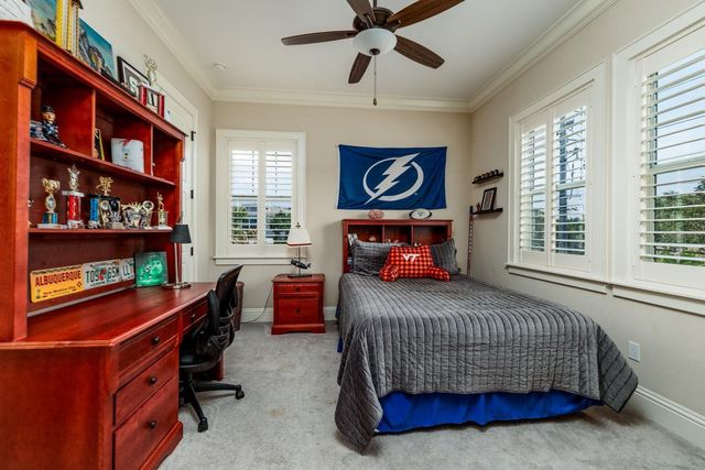 852 CORDOVA BOULEVARD NE, St Petersburg, FL 33704