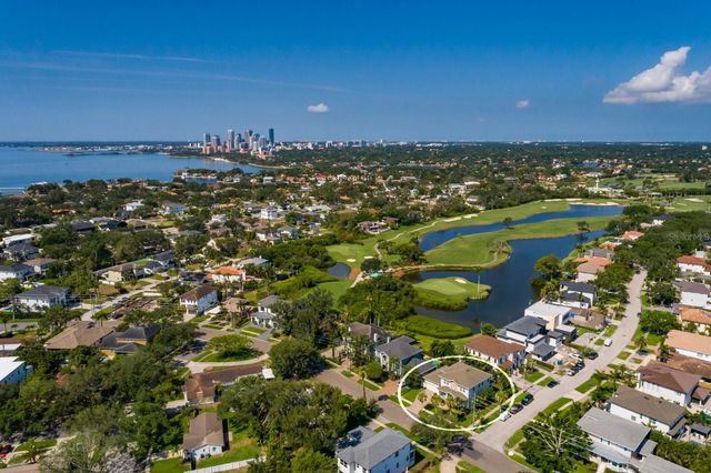 852 CORDOVA BOULEVARD NE, St Petersburg, FL 33704