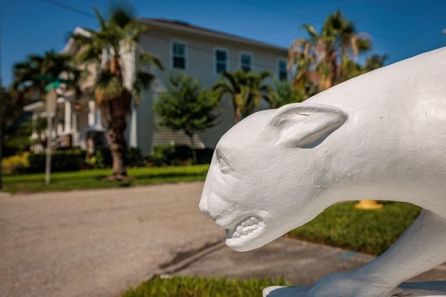 852 CORDOVA BOULEVARD NE, St Petersburg, FL 33704