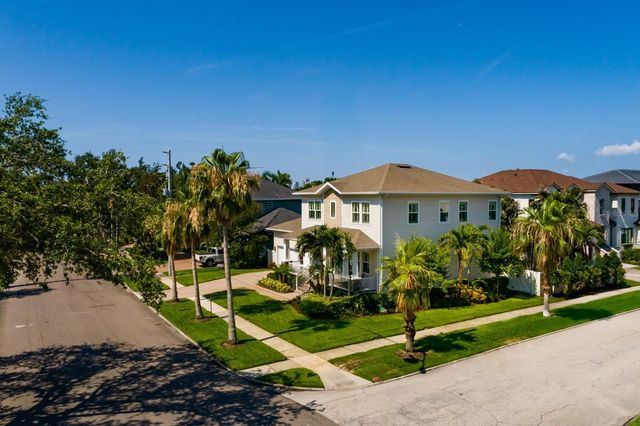 852 CORDOVA BOULEVARD NE, St Petersburg, FL 33704