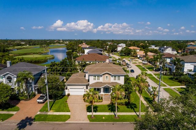 852 CORDOVA BOULEVARD NE, St Petersburg, FL 33704