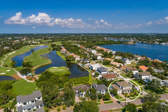 852 CORDOVA BOULEVARD NE, St Petersburg, FL 33704