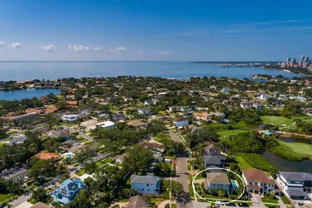 852 CORDOVA BOULEVARD NE, St Petersburg, FL 33704