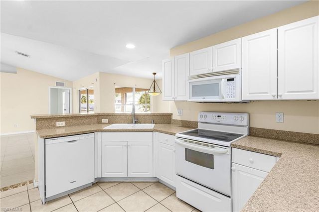 3809 NE 17th AVE, Cape Coral, FL 33909