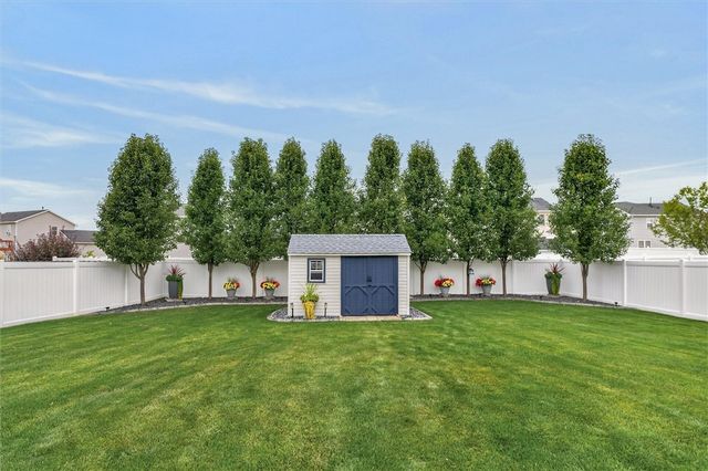 15 Aston Villa, Chili, NY 14514