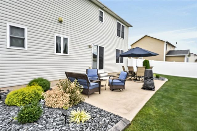 15 Aston Villa, Chili, NY 14514