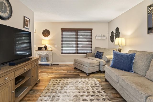 15 Aston Villa, Chili, NY 14514