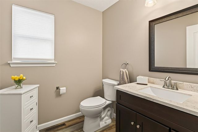 15 Aston Villa, Chili, NY 14514