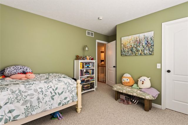 15 Aston Villa, Chili, NY 14514