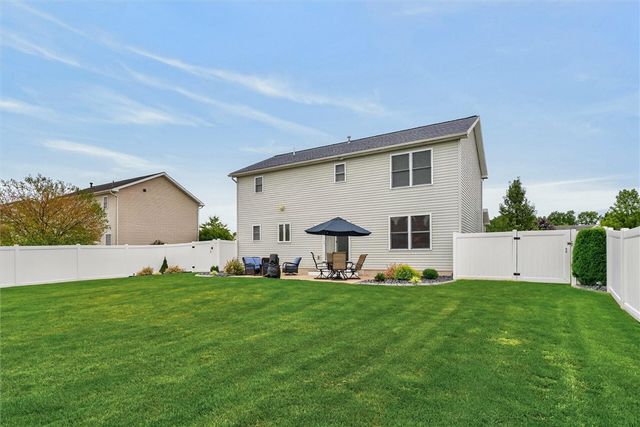 15 Aston Villa, Chili, NY 14514